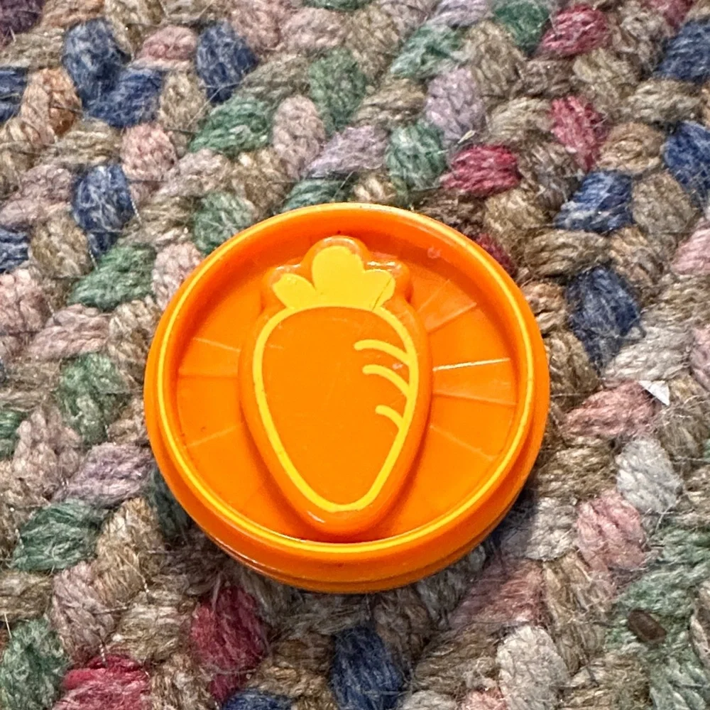 VTech Chomp And Count Dino Replacement Piece Part Orange Carrot Coin Token Toy